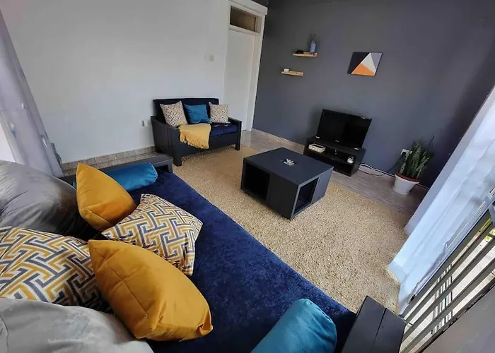 Rozy Homes Jinja